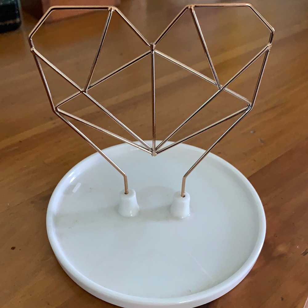 Jewelry holder